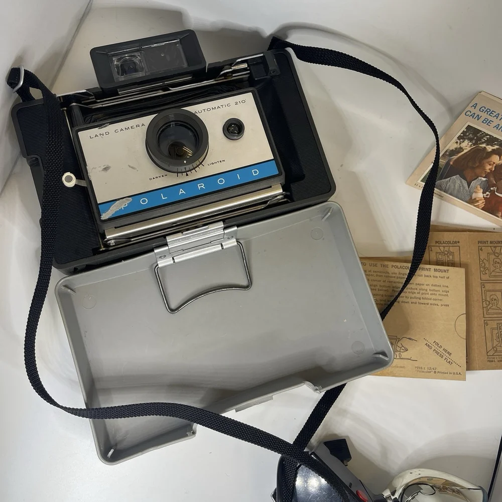 Vintage Polaroid Automatic 210 Land Camera with Case and Manual